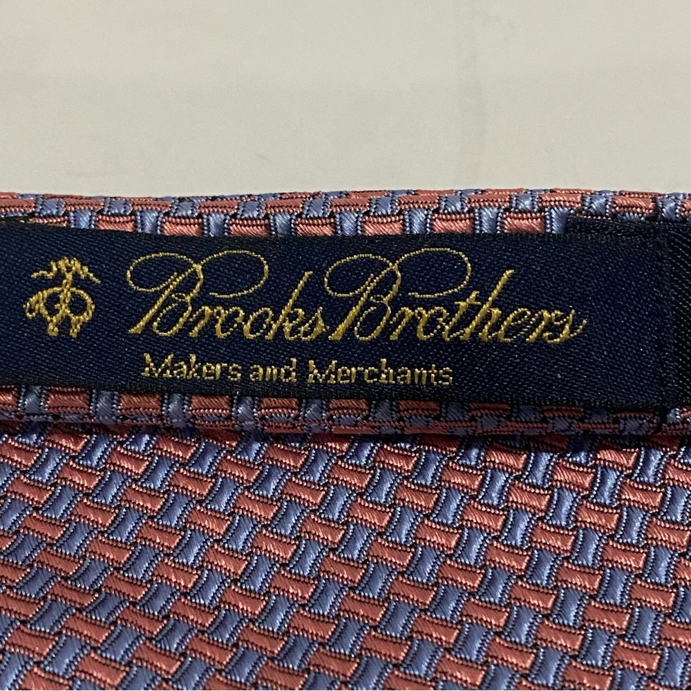 Brooks Brothers 100% Silk Bow Tie Pink Blue Woven Basketweave Adjustable Classic - Picture 3 of 4